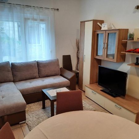 App Vito Apartment Selce Luaran gambar