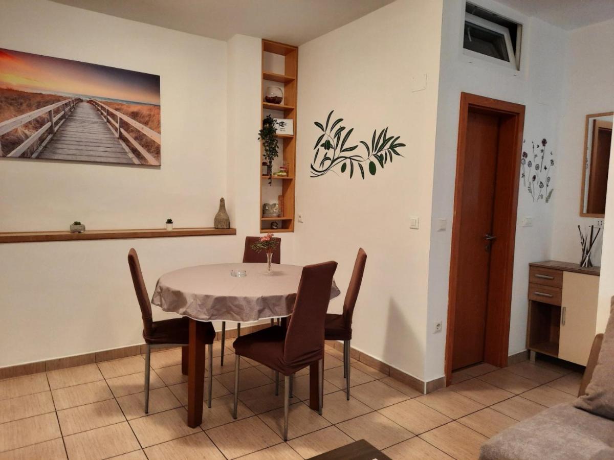App Vito Apartment Selce Luaran gambar